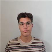Adapto mis clases a las situaciones particulares de cada alumno, tanto si buscas la excelencia como si necesitas un empujón para aprobar las materias de ciencias.